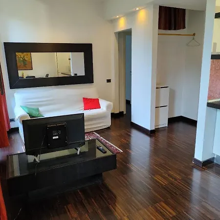 Centro Casa Licia コモ